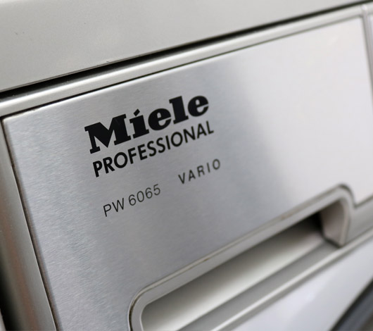 Machines à Laver et Séchoirs neufs de nouvelle génération